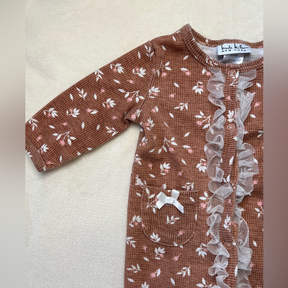 Nicole Miller New York Rust Lace Baby Girl Onesie - Picture 2 of 5